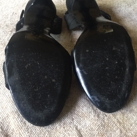 Black Satin Mootsies Tootsies Heels Sz 7 - Picture 4 of 5